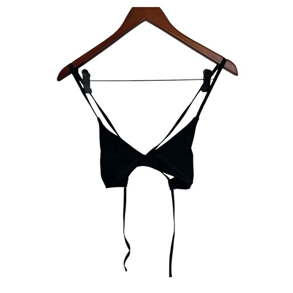 June Black Women's swimwear top size medium - Picture 1 of 6